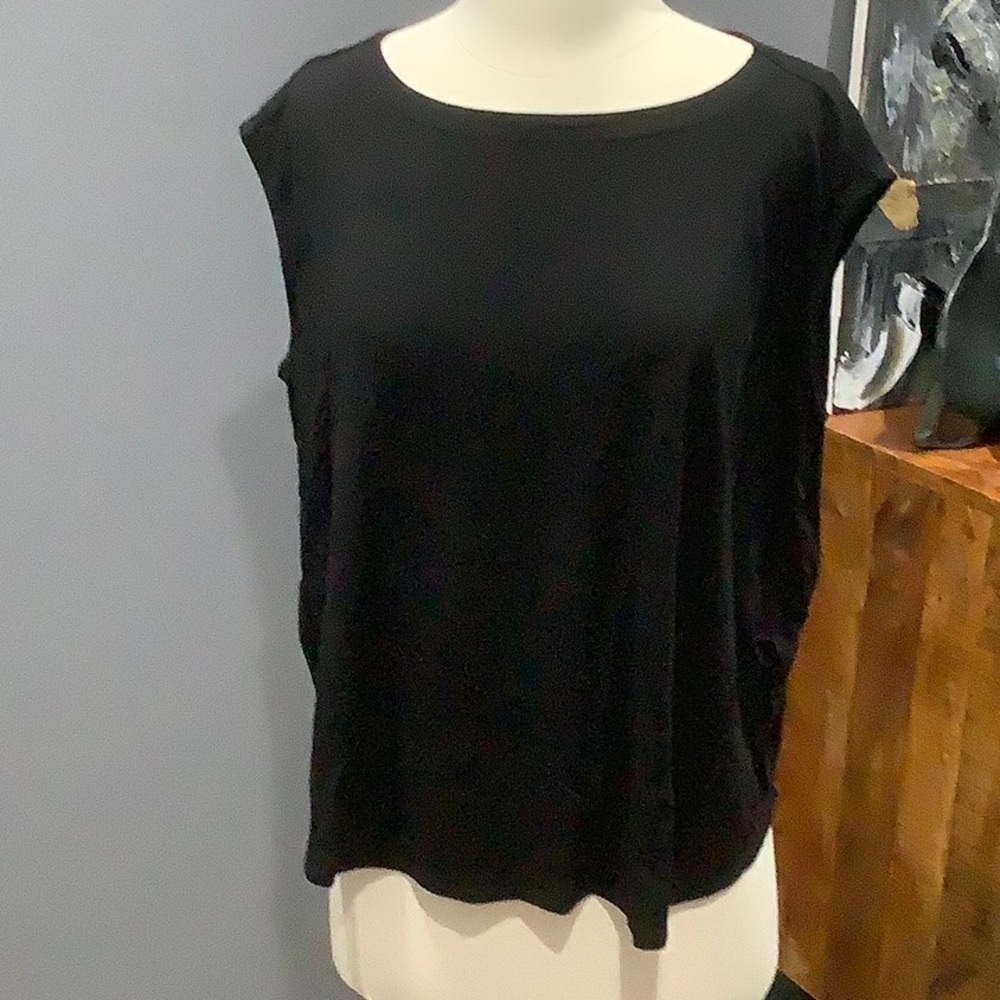 Eileen Fisher Black Sleeveless Round-Neck Women's Top